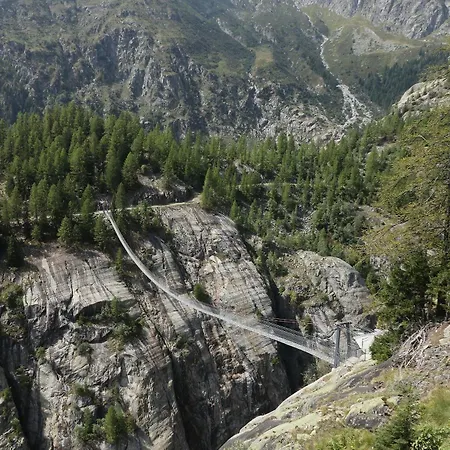 Retreat Solohike アパート